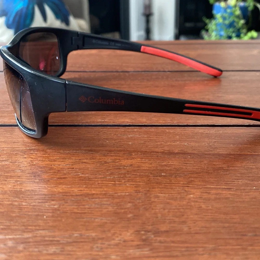 Very Gently Used Men’s Champion Sunglasses